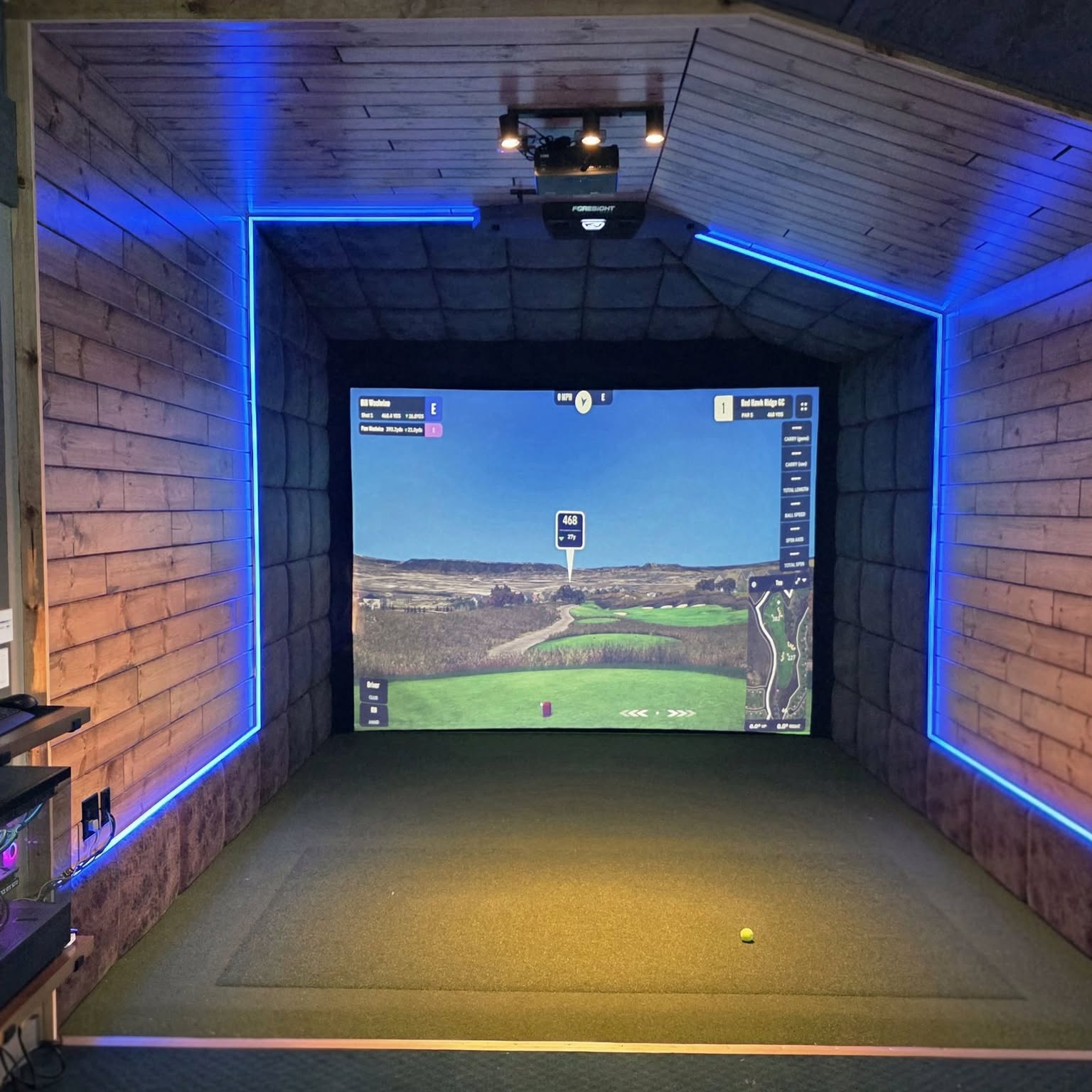 Barnwood residential golf simulator bay, Michigan